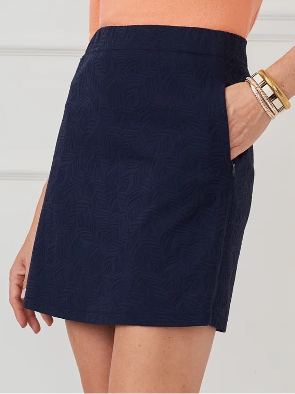 J. McLaughlin Navy Briana Skort in Palm Breeze Jacquard